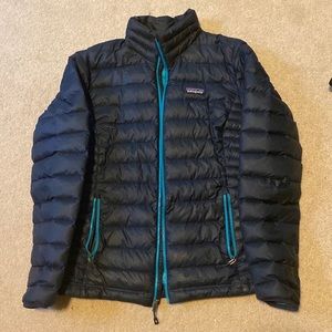 Patagonia Navy Size Medium Down Jacket